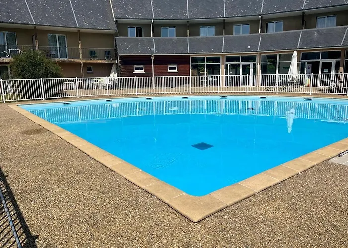 Le Freya Avec Terrasse A 5 Min Honfleur - Piscine - Parking - Wifi Apartment *