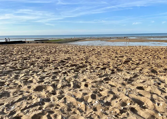 Le Freya Avec Terrasse A 5 Min Honfleur - Piscine - Parking - Wifi Apartment *