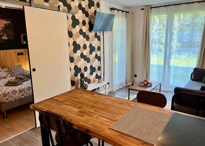 Le Freya Avec Terrasse A 5 Min Honfleur - Piscine - Parking - Wifi * Equemauville