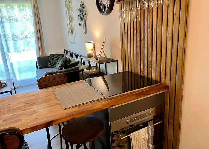 Apartment Le Freya Avec Terrasse A 5 Min Honfleur - Piscine - Parking - Wifi Equemauville