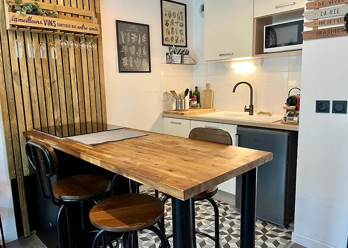 Le Freya Avec Terrasse A 5 Min Honfleur - Piscine - Parking - Wifi Apartment *